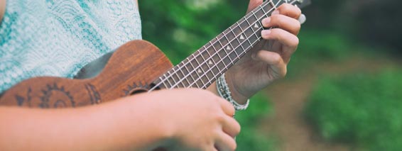 ukelele lessen muziekhandel klein