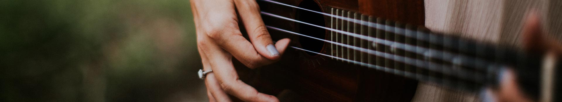 ukelele lessen muziekhandel klein